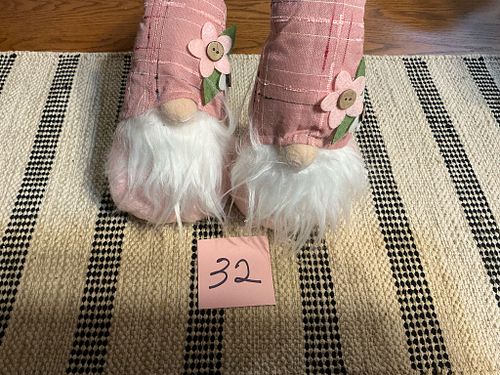 Lot #32 (1 of 8)