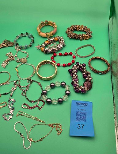 Lot #37 (1 of 6)