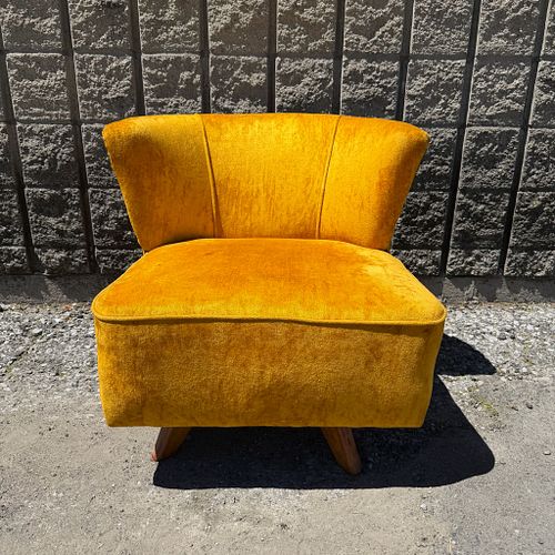 Lot #39 (1 of 8)