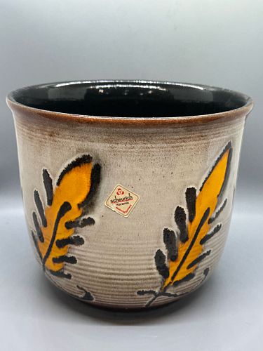 Lot #70 (1 of 10)