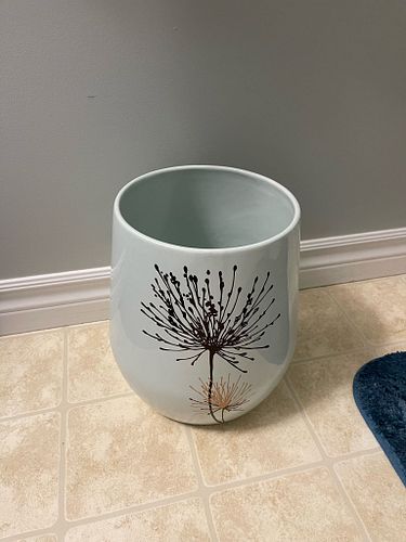 Lot #8 (1 of 5)