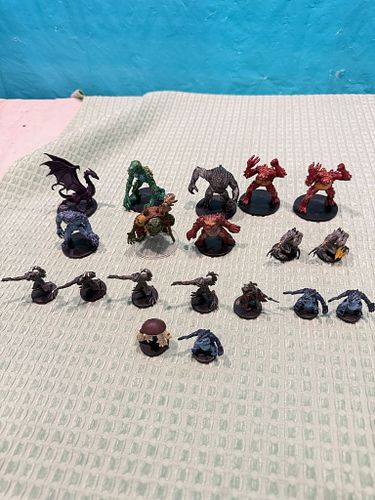 Lot #83 (1 of 13)