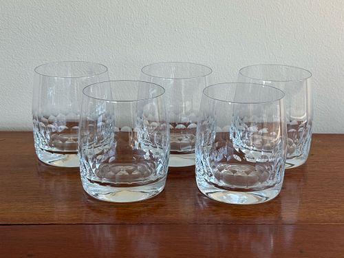 Lot #835 (1 of 11)