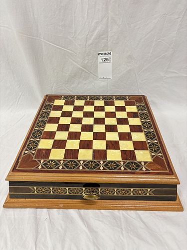 Lot #125 (1 of 7)