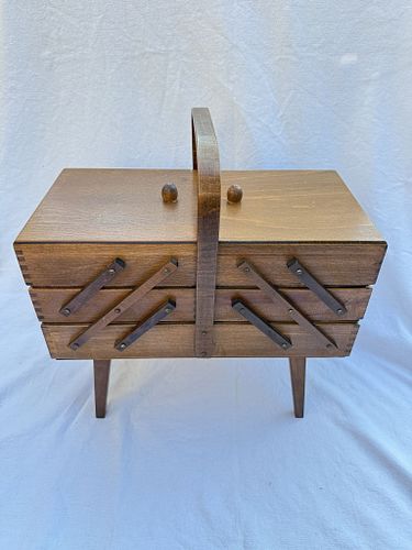 Lot #16 (1 of 10)