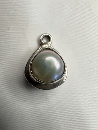 Lot #107 (1 of 5)
