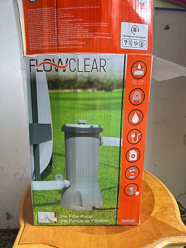 Lot #25 (1 of 6)