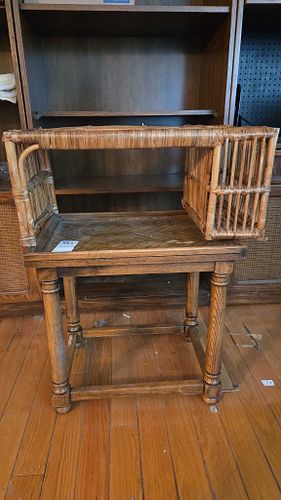 Lot #563 (1 of 10)