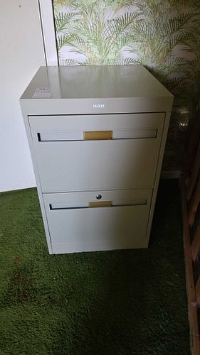Lot #582 (1 of 6)