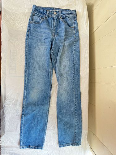 Lot #7 (1 of 5)