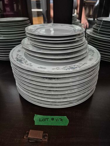 Lot #117 (1 of 8)