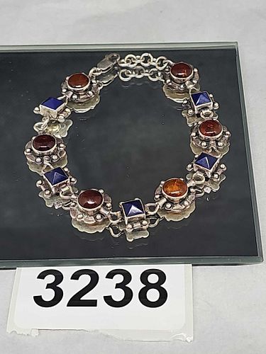 Lot #3238 (1 of 6)
