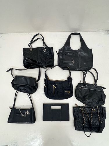 Lot #213 (1 of 1)