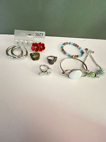 Lot #126 (1 of 4)