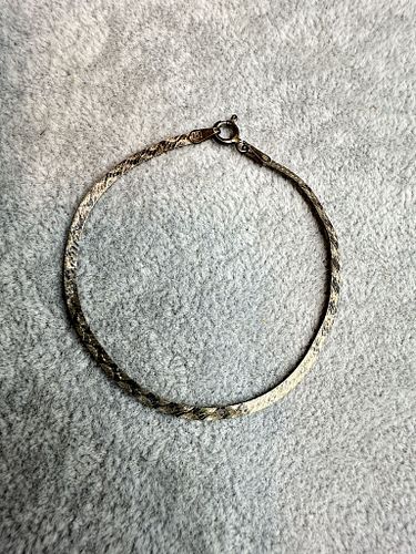 Lot #104 (1 of 5)