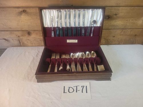 Lot #71 (1 of 7)