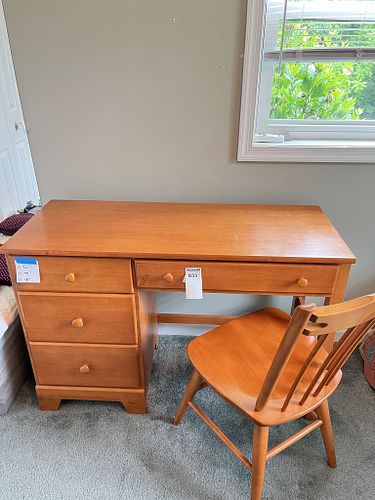 Lot #833 (1 of 8)