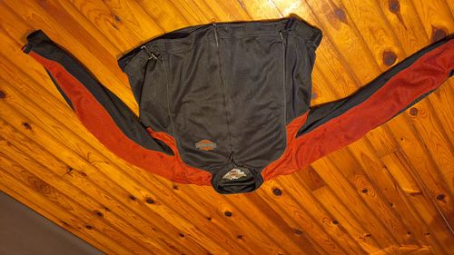 Lot #237 (1 of 8)