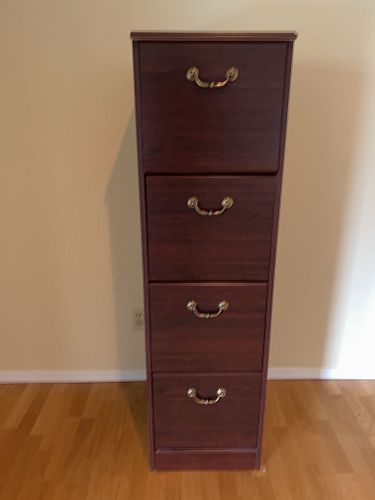 Lot #84 (1 of 10)