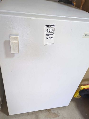 Lot #488 (1 of 8)