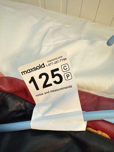 Lot #125 (1 of 7)