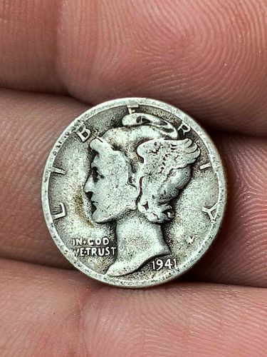 Lot #9 (1 of 4)