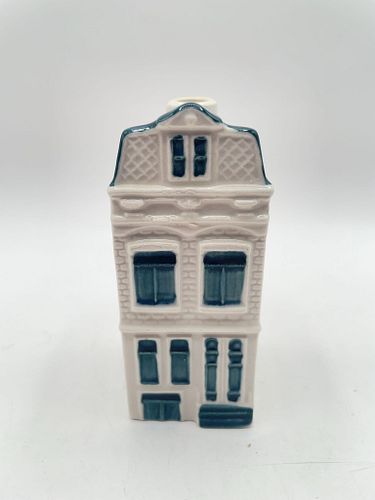 Lot #37 (1 of 7)