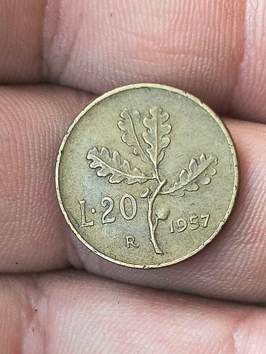 Lot #23 (1 of 4)