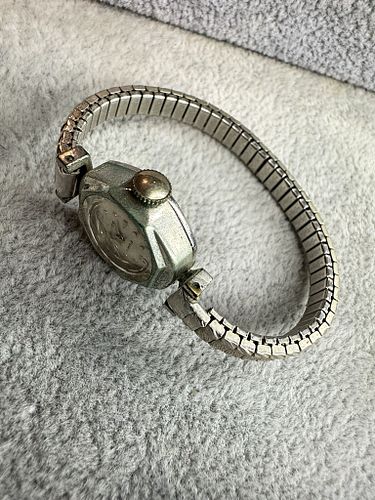 Lot #143 (1 of 4)