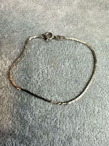 Lot #139 (1 of 5)
