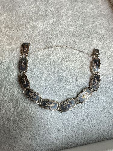 Lot #142 (1 of 5)