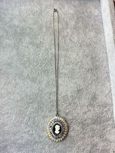 Lot #109 (1 of 5)