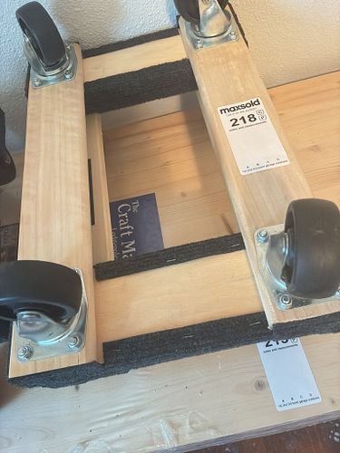 Lot #218 (1 of 4)