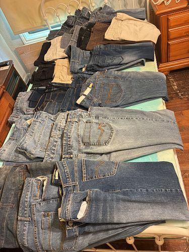 Lot #260 (1 of 4)