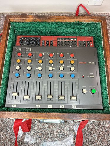 Lot #18 (1 of 5)