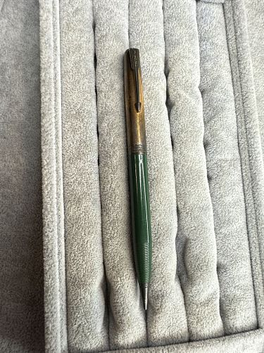 Lot #33 (1 of 5)