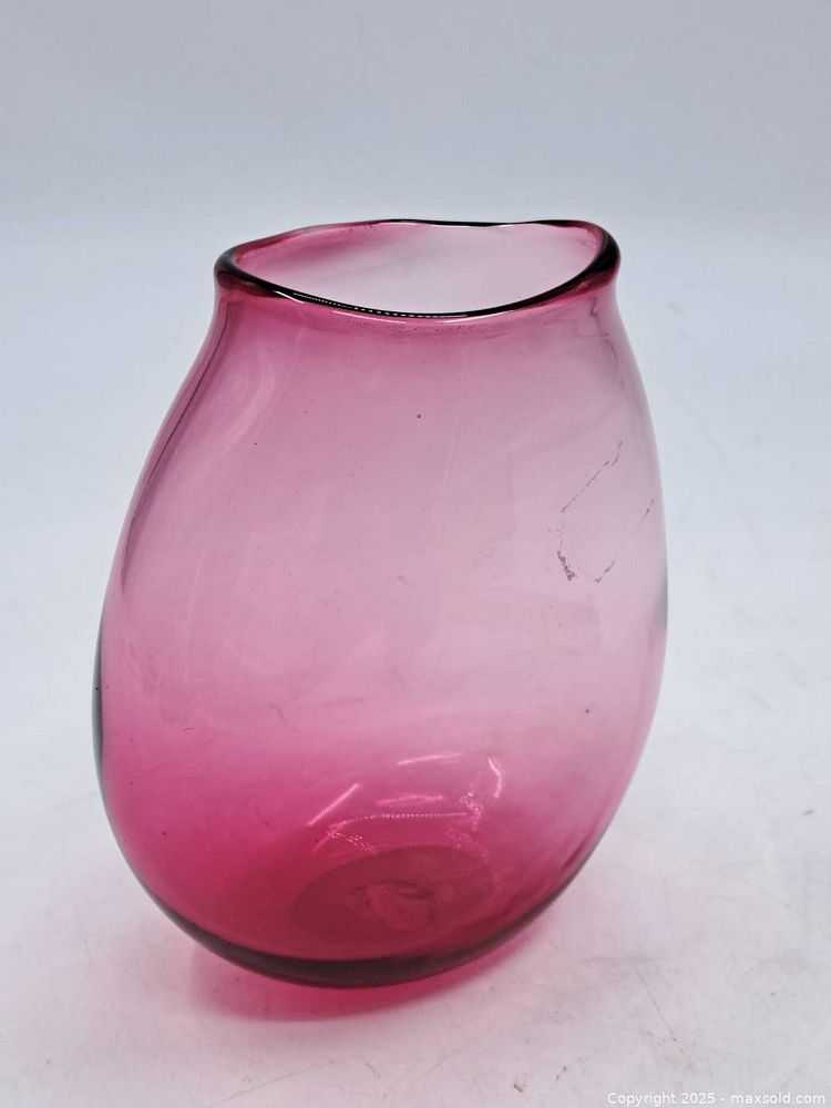 Hand Blown Art Glass Vase signed John Phillips 1985 Maxsold