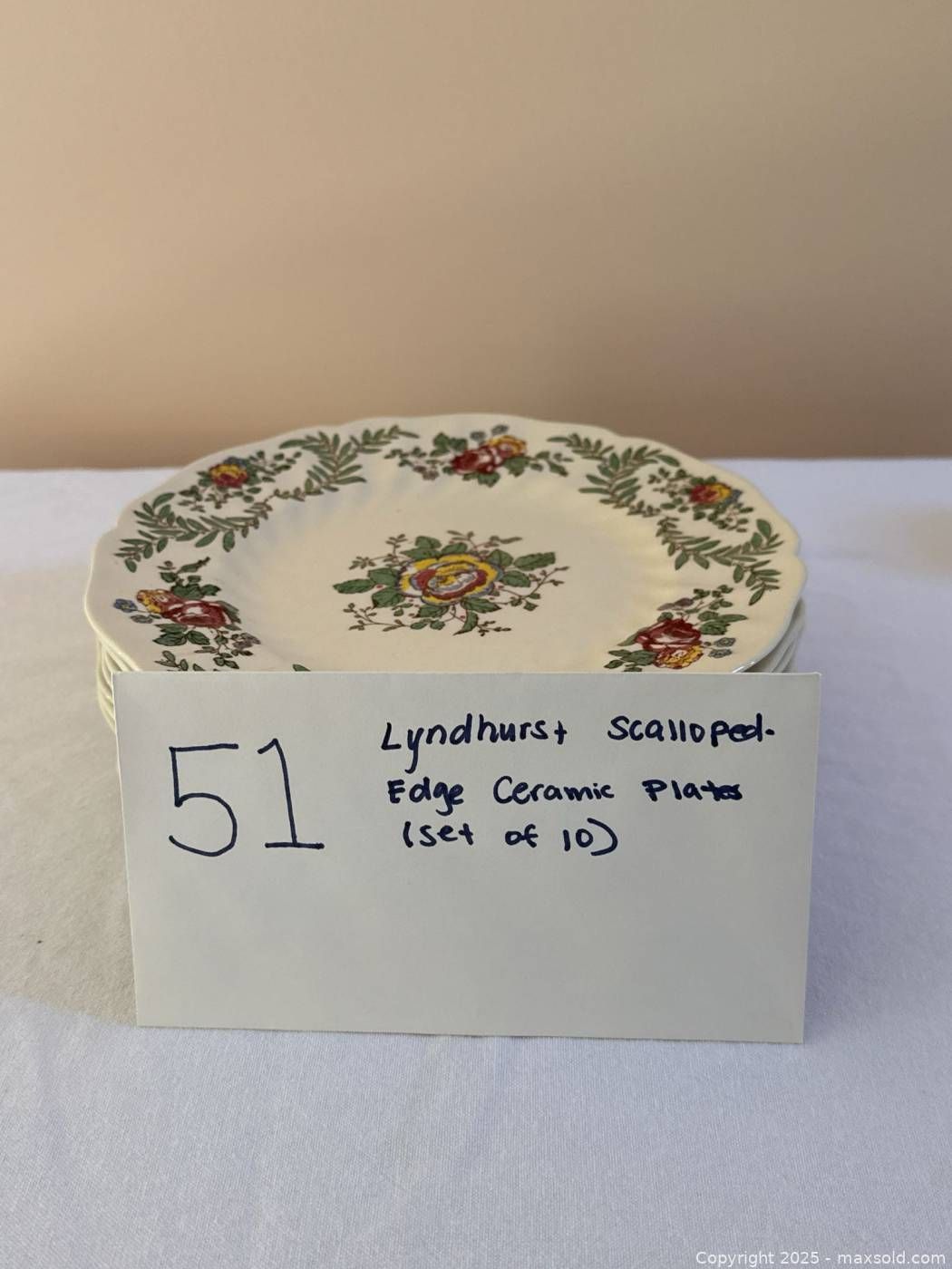 Royal Doulton Lyndhurst scalloped plates set of 10 Maxsold