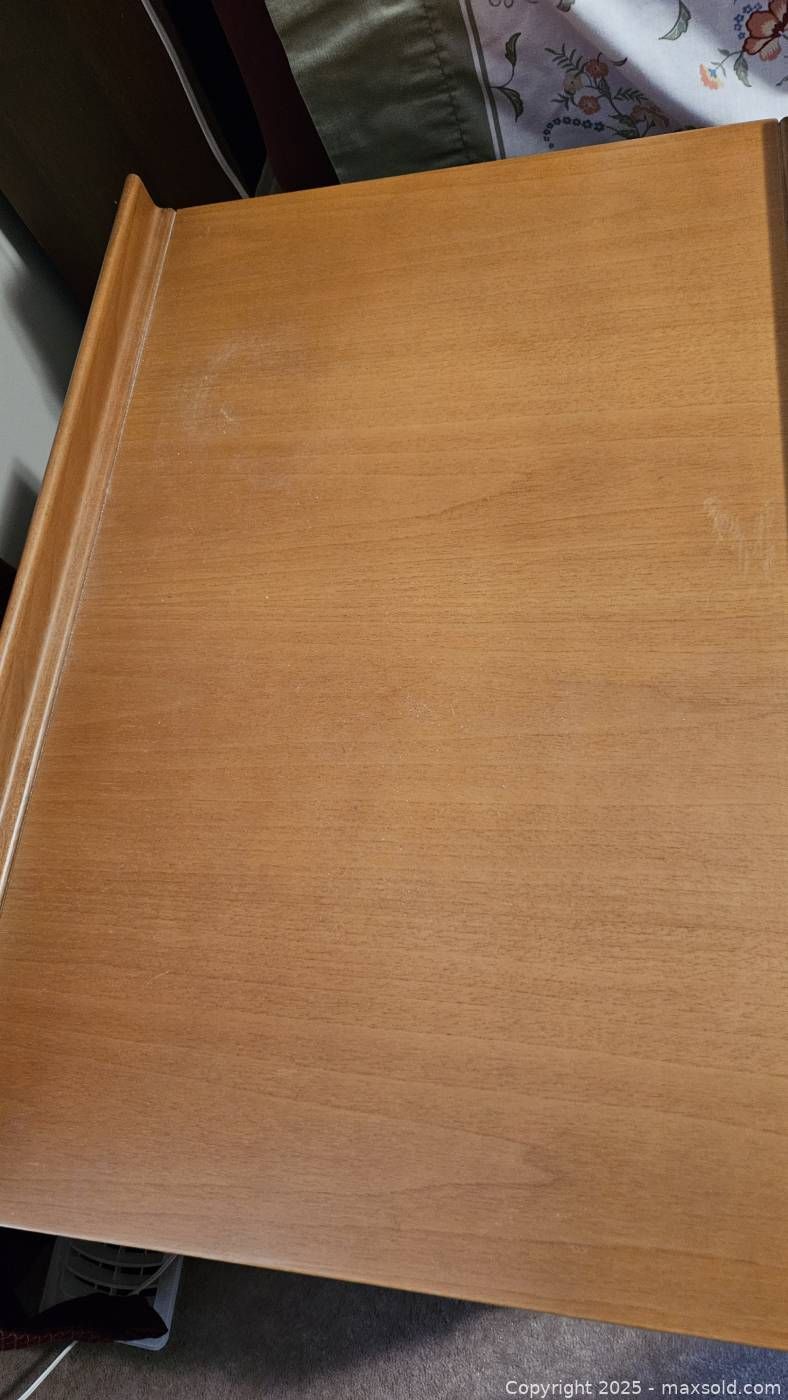 Solid wood night table with drawer | Maxsold