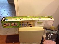 Boxed Luminous energy saving fluorescent track lighting with 4 heads on track