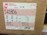 Label on the packaging box showing brand, model 1418D6, dimensions 20x20x6 inches (508x508x152 mm), and that the panel is included.