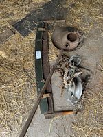 Overview of all items on barn floor