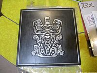 Front view showing beaver metallic design and frame