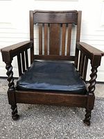 Full front view showing overall design and cushion