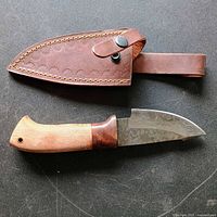 Knife and sheath full view