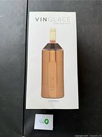 Front view of the Vinglace copper bottle insulator box showing product image and branding.