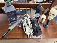 overall lot showing all Halloween items