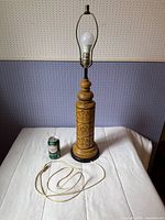 Full view of lamp with cord and size reference