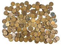 Large selection of mostly bronze-colored wheat pennies along with a few silver-tone steel pennies scattered throughout.