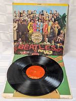 Front gatefold cover with record displayed